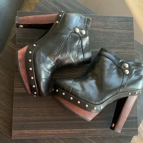 UGG Ambrosia Studded Bootie - Picture 5 of 13